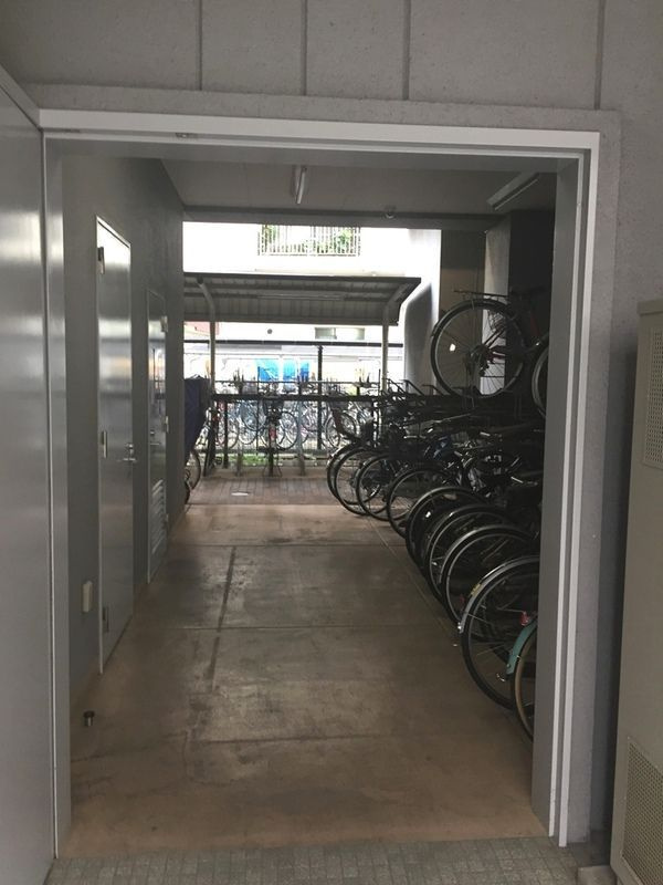 パークサイド東大島の駐車場