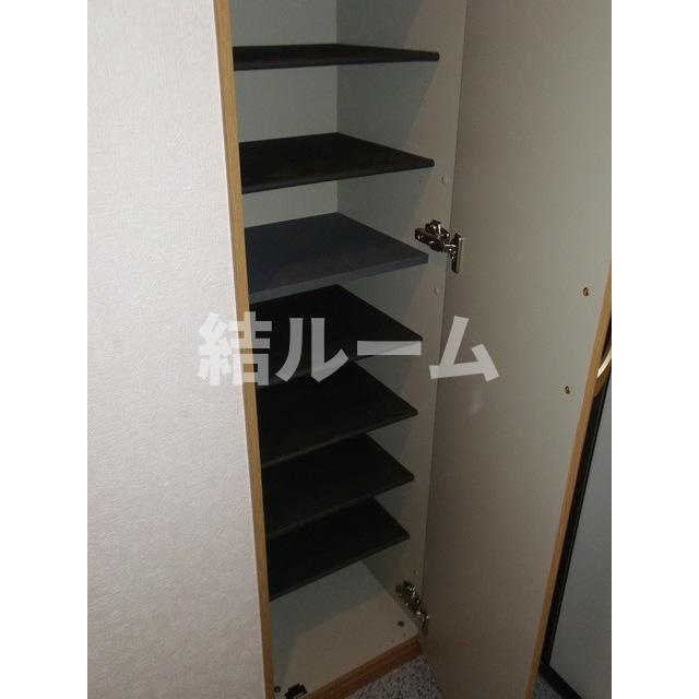 板橋区高島平１丁目のアパートの玄関