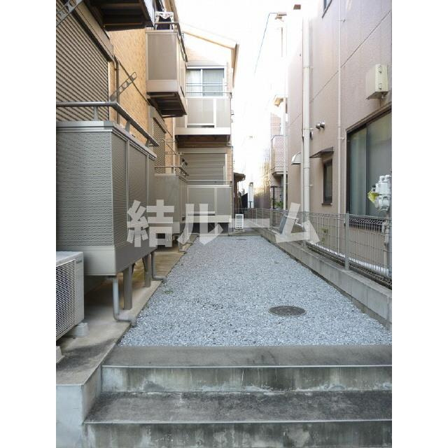 板橋区高島平１丁目のアパートのエントランス