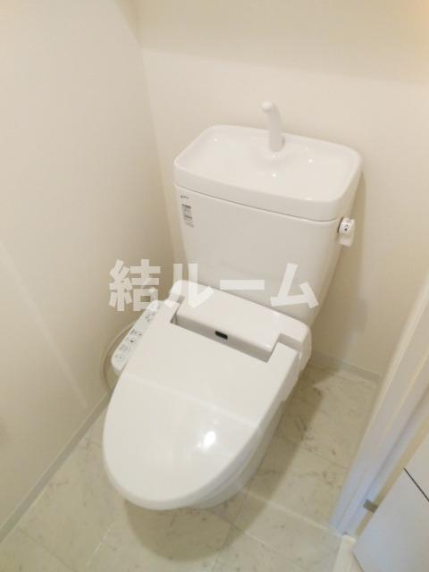北区滝野川３丁目の賃貸マンションのトイレ