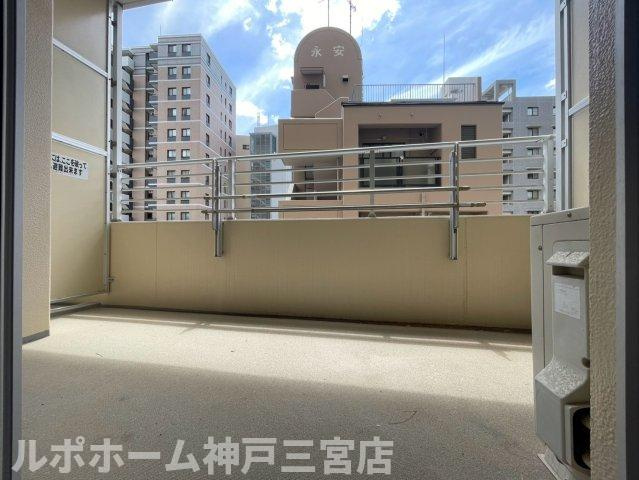 トア山手フラッツのバルコニー