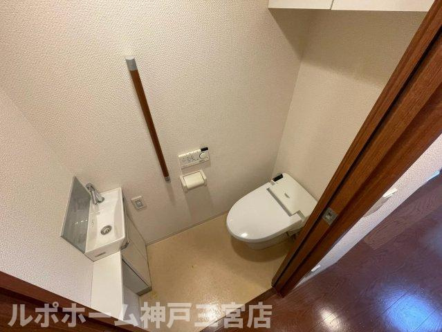 トア山手フラッツのトイレ