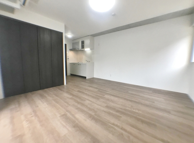 神戸市灘区青谷町３丁目の賃貸マンションの居間・リビング