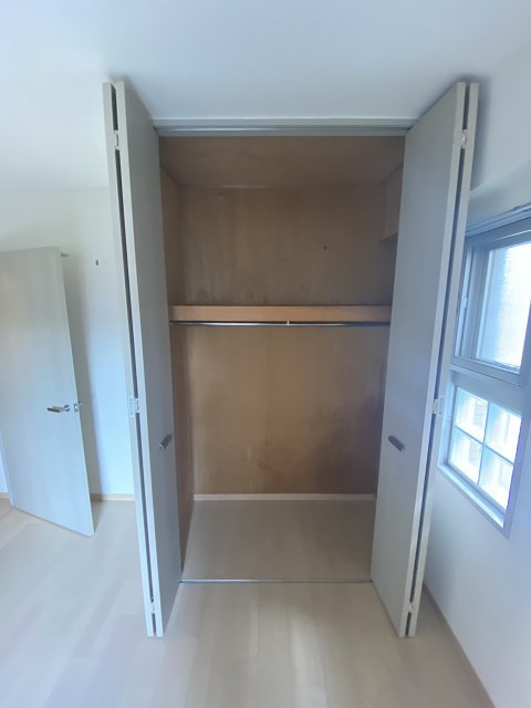 西宮市青木町の賃貸マンションの収納