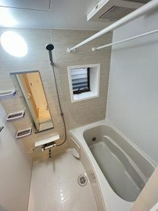 西宮市甲子園口北町の賃貸マンションの浴室