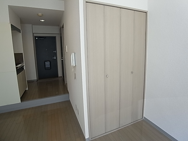 神戸市東灘区御影中町１丁目の賃貸マンションの収納