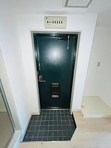 アコルデパルク三宮の玄関