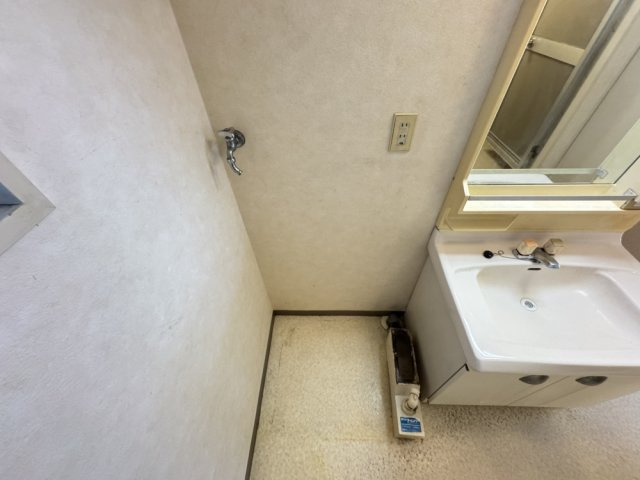 西宮市田代町の賃貸マンションの洗面所