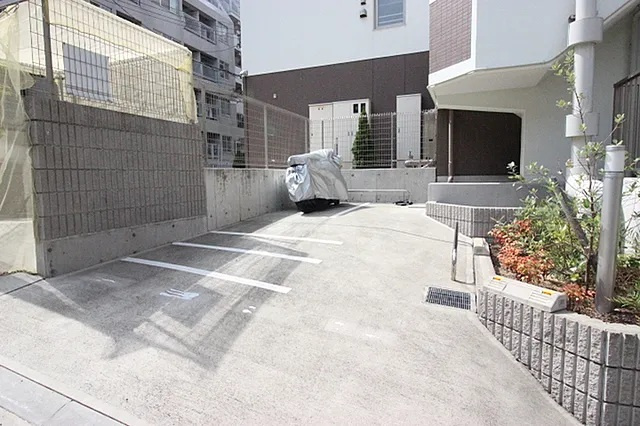 神戸市中央区花隈町の賃貸マンションの駐車場