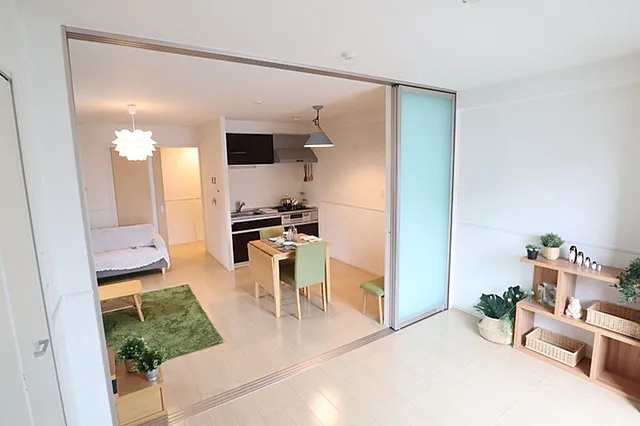 神戸市中央区花隈町の賃貸マンションの居間・リビング|※家具家電は付きません