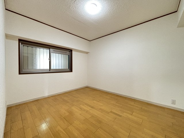 芦屋市朝日ケ丘町の賃貸マンションの居間・リビング