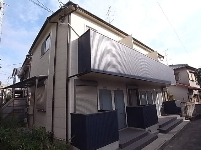 神戸市東灘区本山北町５丁目のアパートの外観