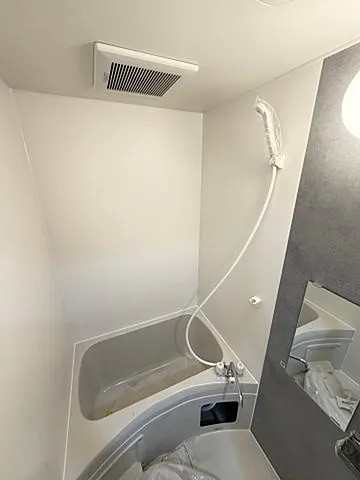 神戸市中央区割塚通４丁目の賃貸マンションの浴室