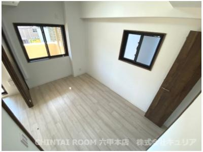 神戸市灘区友田町４丁目の賃貸マンションの洋室
