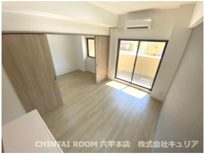 神戸市灘区友田町４丁目の賃貸マンションの居間・リビング