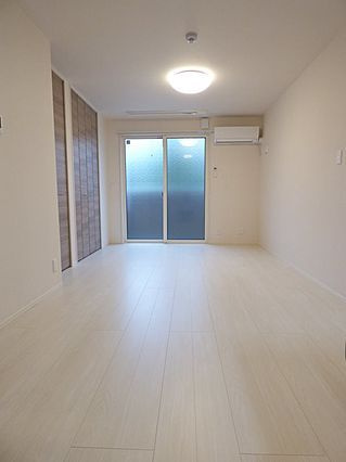 神戸市東灘区御影本町２丁目の賃貸マンションの居間・リビング