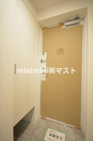 大阪市浪速区日本橋東１丁目の賃貸マンションの玄関