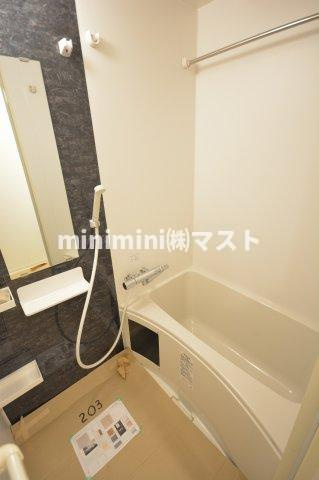 大阪市浪速区日本橋東１丁目の賃貸マンションの浴室