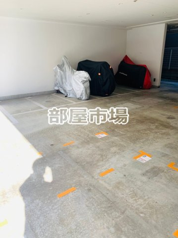 PREMIUM CUBE菊川のその他共用部分|バイク置き場