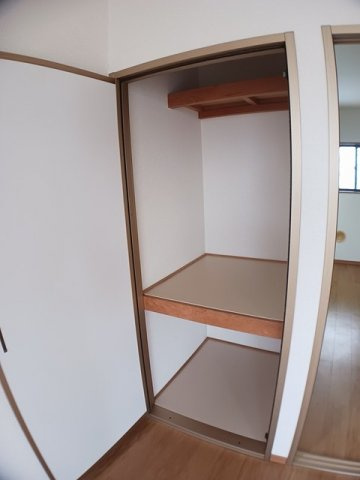 サンライズ江藤の収納
