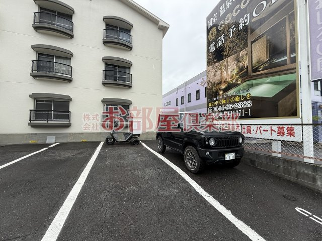 HIROハイツの駐車場|駐車場完備です