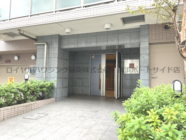 【エントランス】