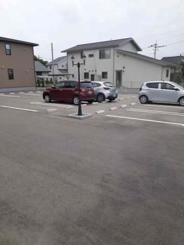 ティフブルーⅠの駐車場