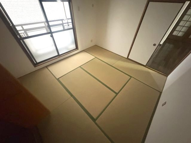 パレス江坂の和室