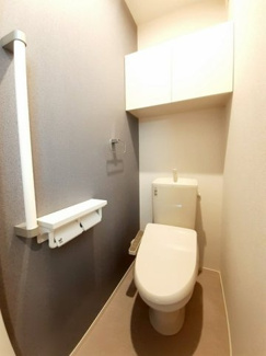 【トイレ】 | フォンテーヌ　Ｍ | 落ち着いた色調のトイレです