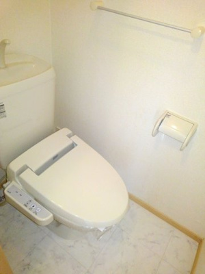 【トイレ】 | メゾン　デ　ルナクＢ | シンプルで使いやすいトイレです