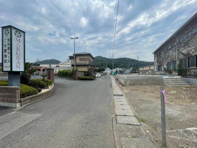 新築戸建・新築建売　足利市今福町第2　三重小学校・第一中学校の前面道路含む現地写真