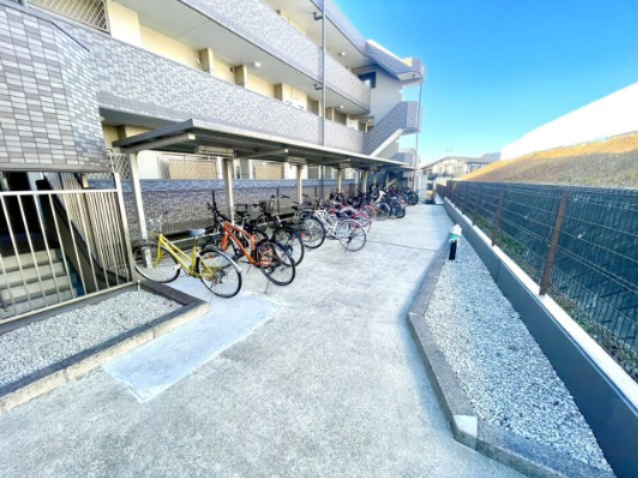 ユニーブル岩崎台スクエアの駐輪場|駐輪場