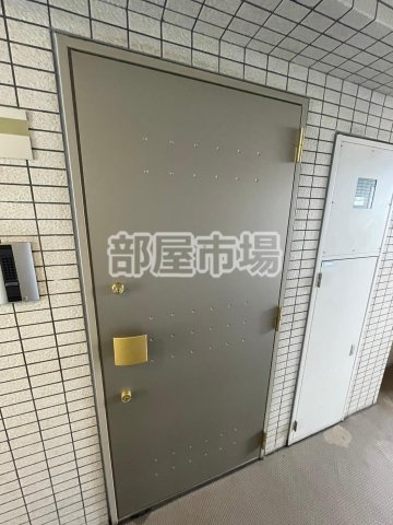 プレール・ドゥーク秋葉原の玄関