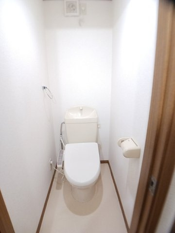 ラシーヌ弐番館のトイレ