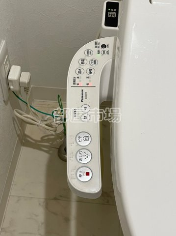 カルフール浅草のトイレ|温水洗浄便座付
