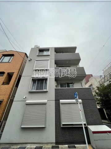 カルフール浅草の外観