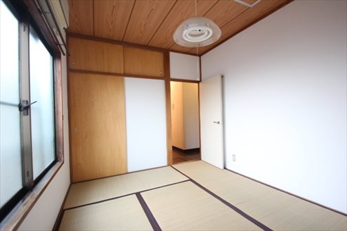 大和マンションの和室