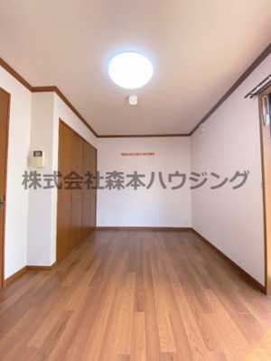 【洋室】 | 　エスパシオ21 | ゆったりした洋室です