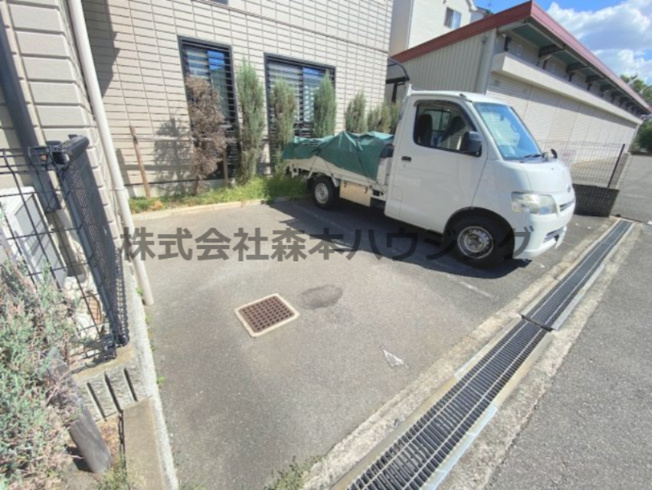 【駐車場】 | 　エスパシオ21 | 駐車スペースもあります
