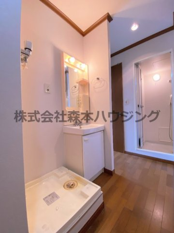 【洗面所】 | 　エスパシオ21 | 使いやすい洗面所です