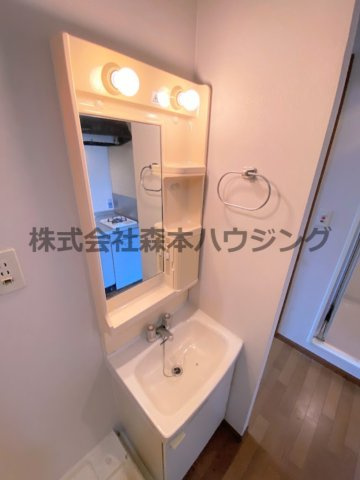 【独立洗面台】 | 　エスパシオ21 | 独立洗面台、小物を置くことができて便利です
