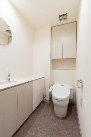 南青山ガーデンコートのトイレ|※写真は同タイプ住戸です。