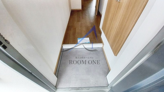 第2BAJビルの玄関|玄関です。