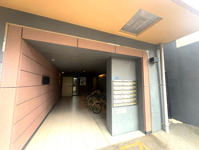 ハイムラポールPartXVのエントランス