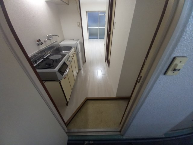 【玄関】 | シャトレ富田