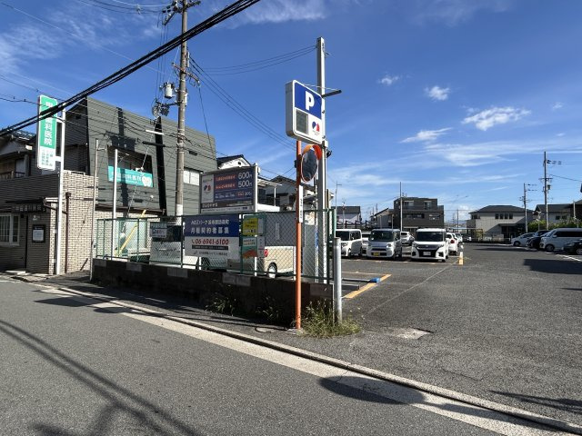 【駐車場】 | 堺市西区諏訪森町東2丁176-6戸建