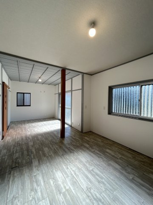 【居間・リビング】 | 堺市西区諏訪森町東2丁176-6戸建