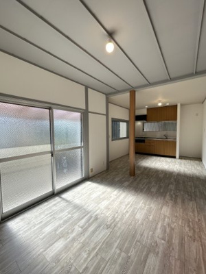 【居間・リビング】 | 堺市西区諏訪森町東2丁176-6戸建