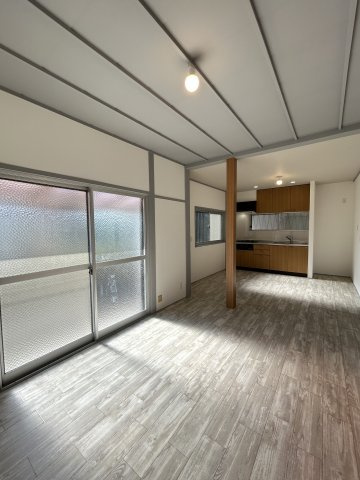 【居間・リビング】 | 堺市西区諏訪森町東2丁176-6戸建