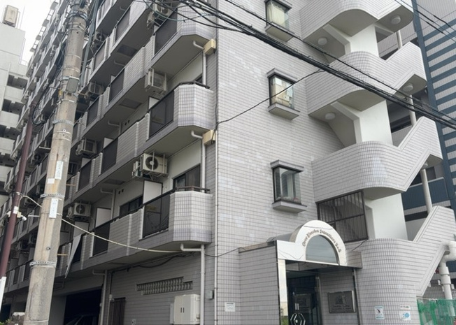 【現況写真】 | ライオンズマンション相模原第八 | 眺望の良さを楽しめるダイニングキッチンで家族団らんの時間を過ごしてはいかがでしょうか。バルコニーから見える景色を家族で眺める時間は、時間が経つのを忘れてしまいそうですね。是非、現地を見に行きましょう！